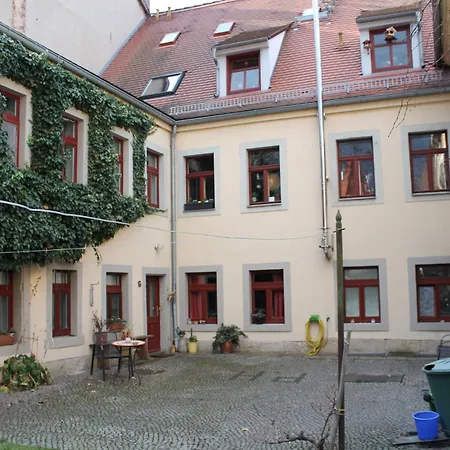 Zentral Im Gruenen Apartment Zittau Exterior photo