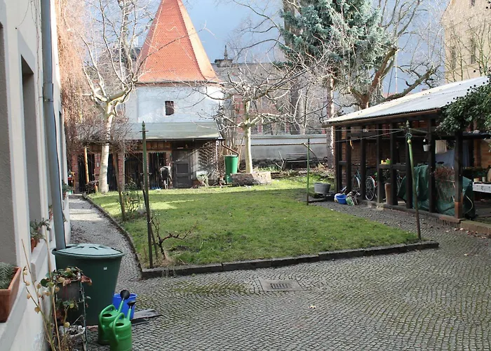 Zentral Im Gruenen